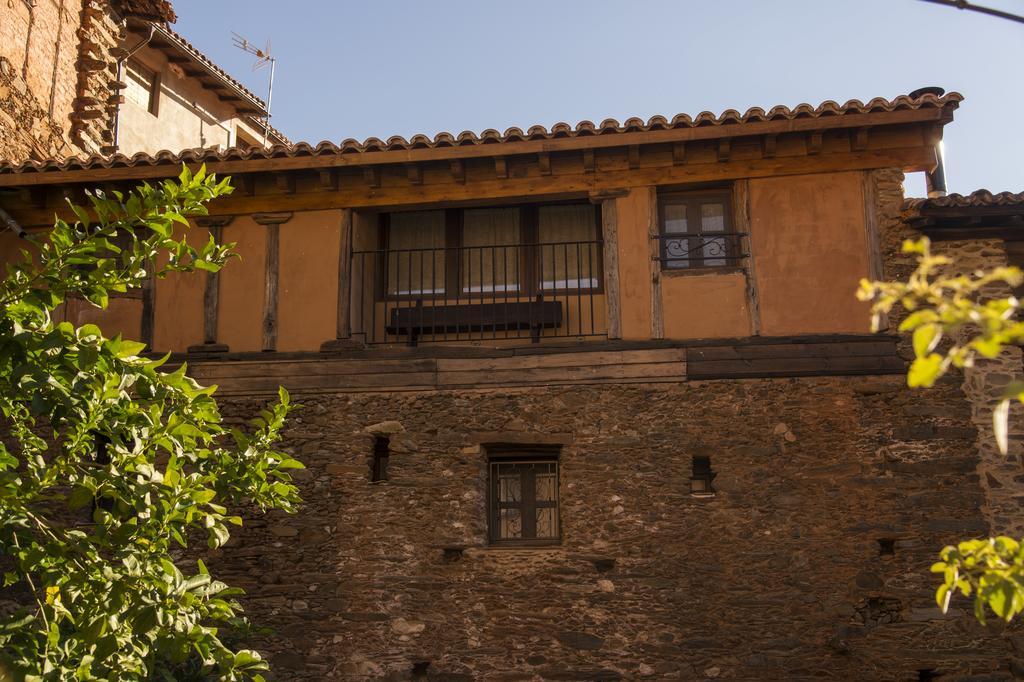 Molino Del Medio Guest House Robledillo De Gata Exterior photo